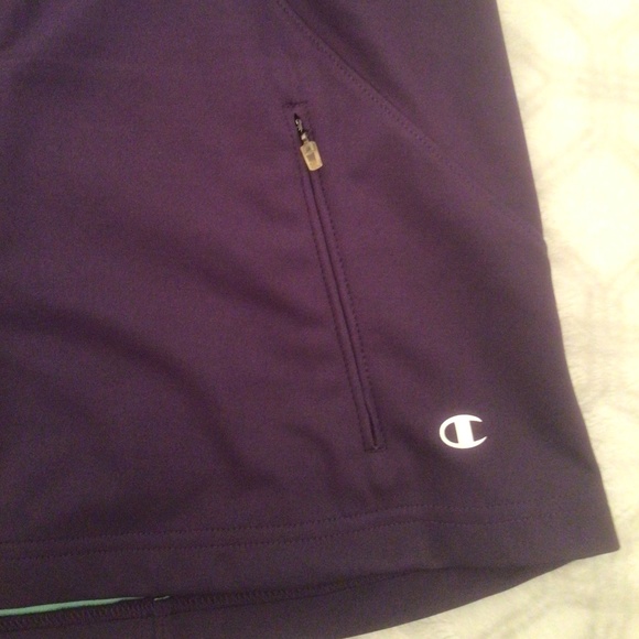 Champion purple sport jacket, size Medium - Picture 4 of 11